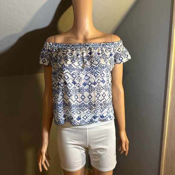 Cloth & Stone Blue White Tencel Off Shoulder Ruffle Sleeve Top Size Small - Picture 2 of 3